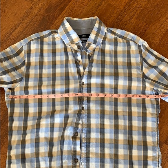 Hugo boss shirt - Picture 2 of 4